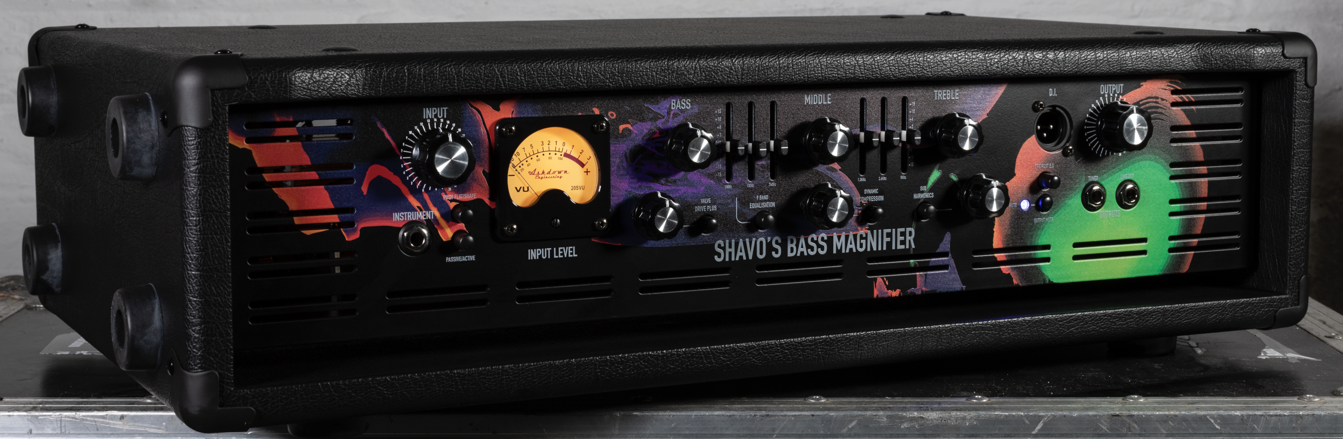 Ashdown rm800 evo ii head front panel with matt black anodised alloy finish Ashdown rm800 evo ii head front panel with matt black anodised alloy finish